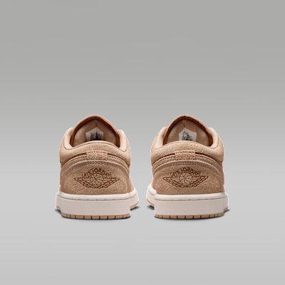 Jordan Air Jordan 1 Low Kadın Ayakkabısı görsel 6