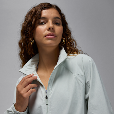 Jordan Sport Women's Dri-FIT Tunnel Jacket