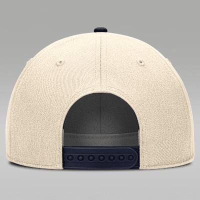 Gorra universitaria marca Jordan ajustable para hombre Michigan Wolverines Primetime Rise
