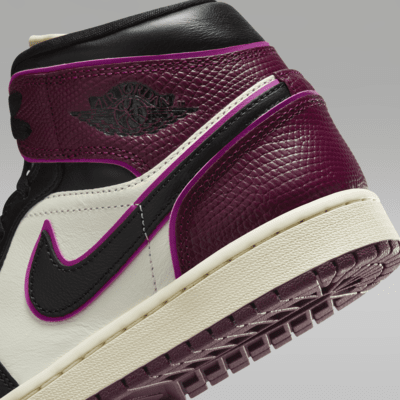 Chaussure Air Jordan 1 Mid SE pour femme