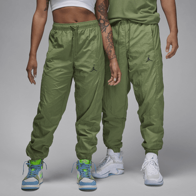 Jordan Older Kids' (Girls') Trousers. Nike LU
