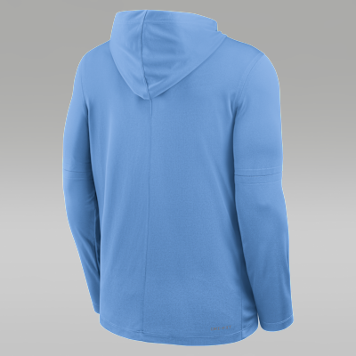 Playera de manga larga universitaria marca Jordan Dri-FIT con gorro para hombre North Carolina Sideline