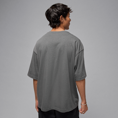 Jordan Flight Essentials Men's Oversized T-Shirt