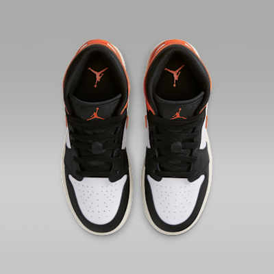 Air Jordan 1 Mid Big Kids' Shoes