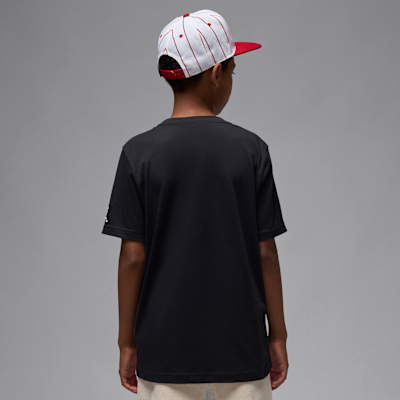 Jordan Flight Essentials Older Kids' Boxed Logo 3.0 T-Shirt