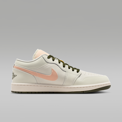 Jordan Air Jordan 1 Low Kadın Ayakkabısı görsel 3