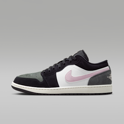 Jordan Air Jordan 1 Low SE Erkek Ayakkabısı