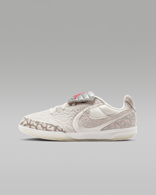 Детские кроссовки Jordan Jr. Tiempo Streetgato SE Big Kids' Indoor/Court Low-Top Soccer