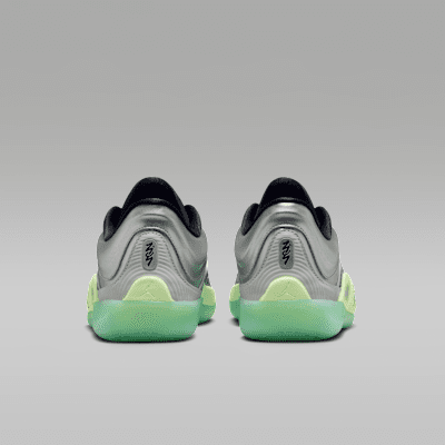 Zion 4 Basketball Shoes