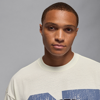 Jordan Flight Essentials x Howard University Men's Oversized T-Shirt