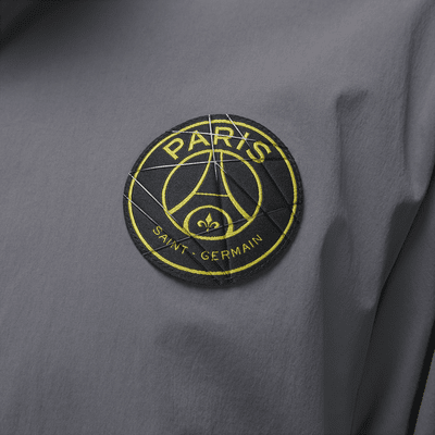Paris Saint-Germain Men's Woven Jacket. Nike NO