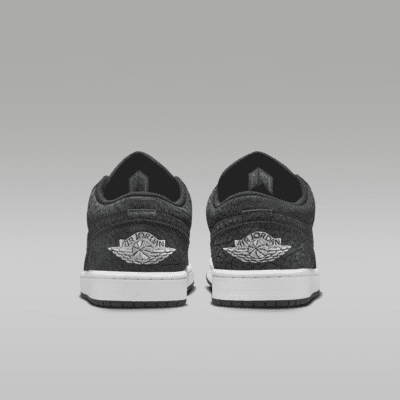 รองเท้าผู้ชาย Air Jordan 1 Low SE