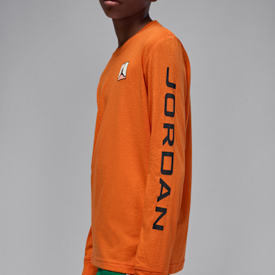 Jordan Essentials Big Kids' Baseline Long Sleeve T-Shirt