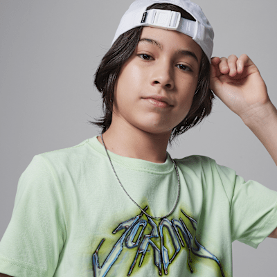 Playera de deporte con gráfico para niños talla grande Jordan Dri-FIT