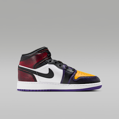 Air Jordan 1 Mid SE Big Kids' Shoes