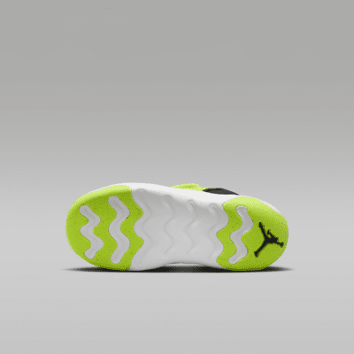 Jordan 23/7 小童鞋款