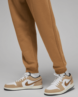 Nike tawny 2025 sweatpants