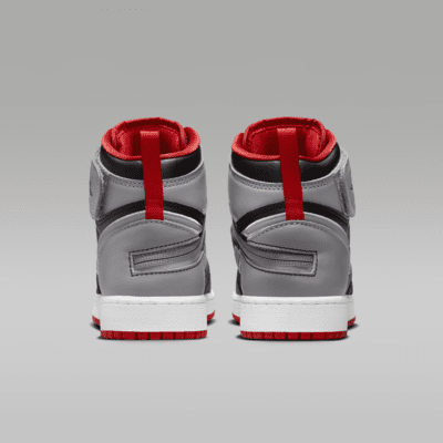 Air Jordan 1 Hi FlyEase-sko til større børn