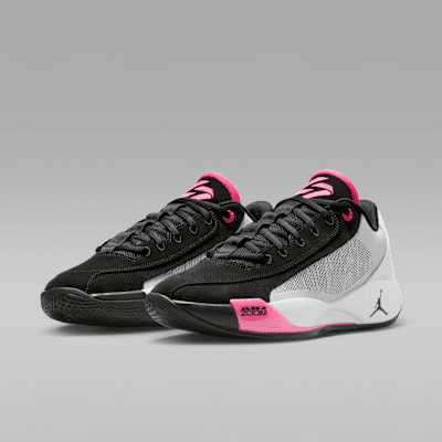 Luka .77 PF Basketball Shoes