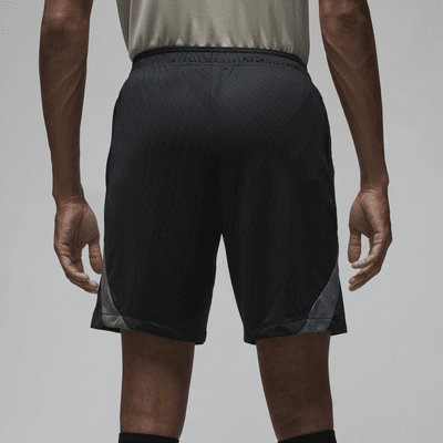 Shorts da calcio in maglia Jordan Dri-FIT Paris Saint-Germain Strike da uomo – Terza