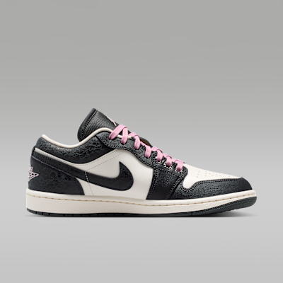 Jordan Air Jordan 1 Low SE Kadın Ayakkabısı görsel 3