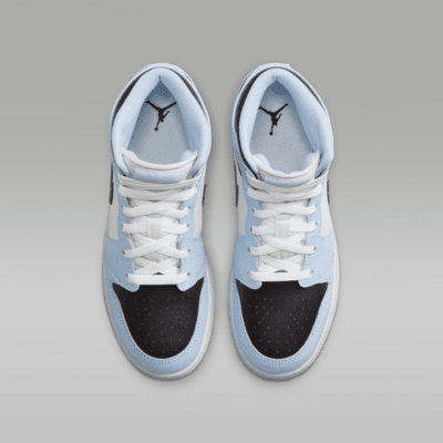 Air Jordan 1 Mid Older Kids' Shoe