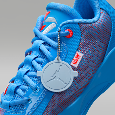 Luka .77 "NY v NY" Basketball Shoes