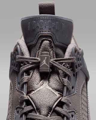 Jordan Spizike 低筒