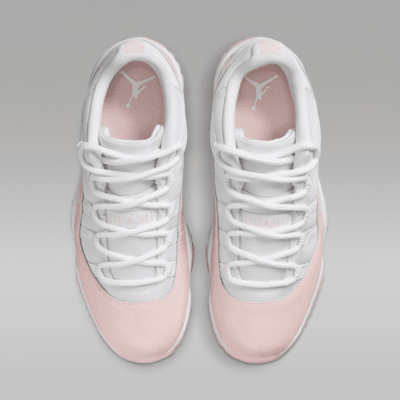 รองเท้าผู้หญิง Air Jordan 11 Retro Low "Legend Pink"