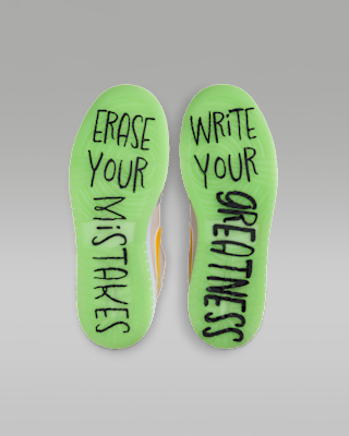 Air Jordan 1 低筒鞋 Sneaker School