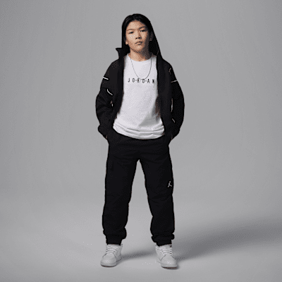 Playera con logotipo bordado Jordan para niños talla grande