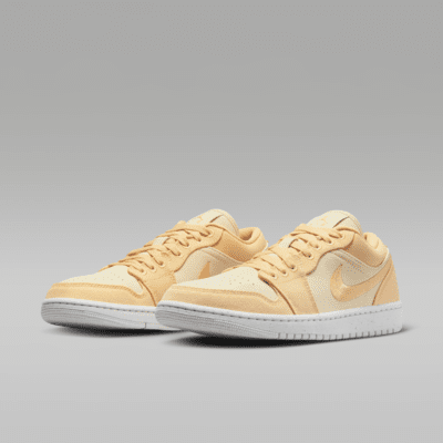 Air Jordan 1 Low SE Women's Shoes