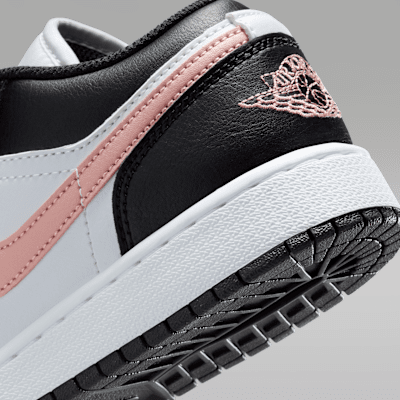 Air Jordan 1 Low Older Kids' Shoes