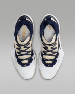 Zion 1 Basketball Shoes. Nike.com