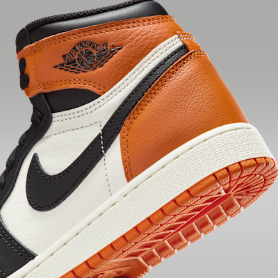 Air Jordan 1 High OG Older Kids' Shoes