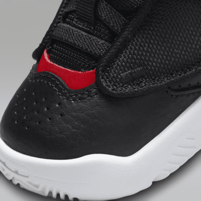 Jordan Max Aura 4 cipő babáknak