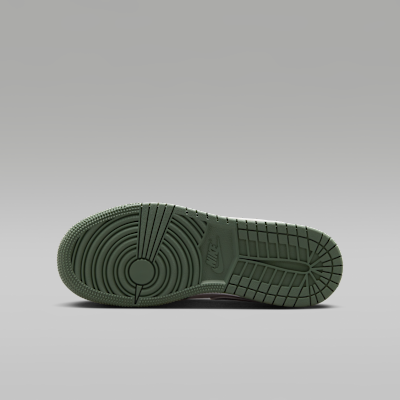 Air Jordan 1 Low Older Kids' Shoes