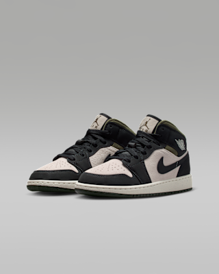 Air Jordan 1 中筒鞋