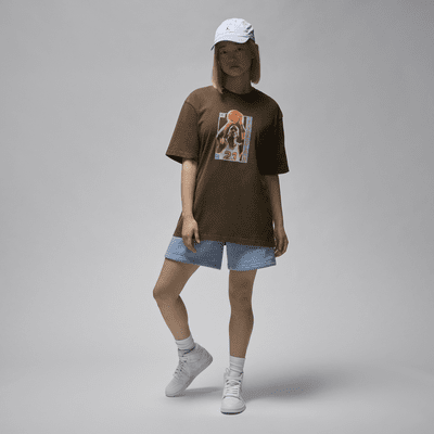 Jordan Women's Oversized Graphic T-Shirt