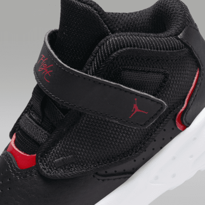 Jordan Max Aura 4 cipő babáknak