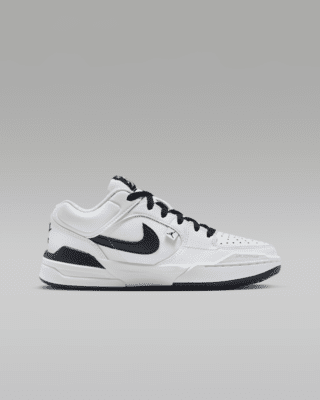 Jordan Stadium 90 Older Kids Shoes. Nike IE