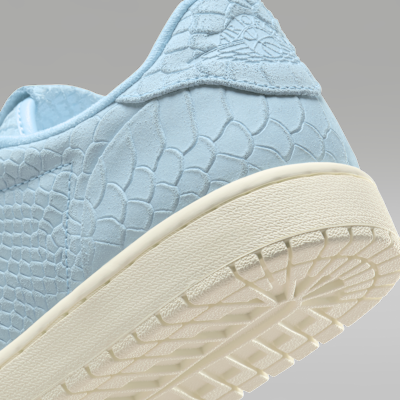 Air Jordan 1 Retro Low No-Swoosh férficipő