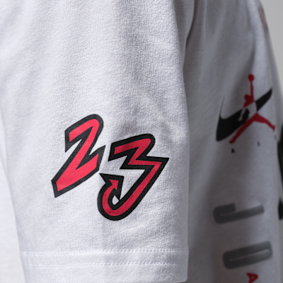 Playera con parche Dynasty para niños talla grande Jordan