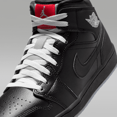 Sapatilhas Air Jordan 1 Mid SE para homem