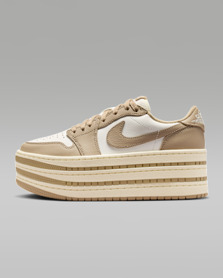 Женские кроссовки Air Jordan 1 Triple Stack