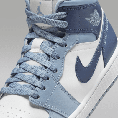 Air Jordan 1 Mid Women's Shoes