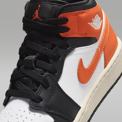 Air Jordan 1 Mid Big Kids' Shoes