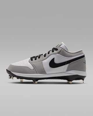 Unisex Jordan 1 Retro Low Metal Baseball Cleats