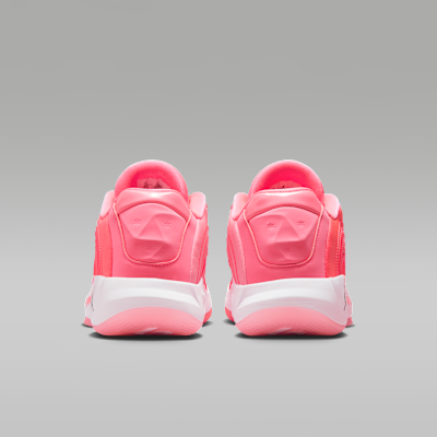 Tenis de básquetbol Luka 4 "Hčerka"