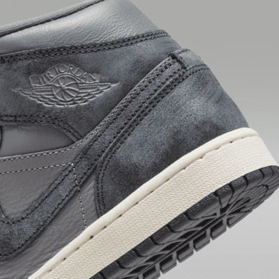 Γυναικεία παπούτσια Air Jordan 1 Mid SE